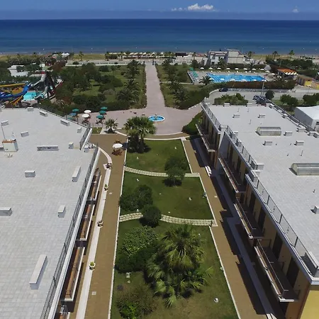 Hotel Royals Gate 4*