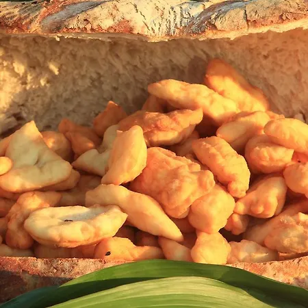 Royals Gate Hotel 4*