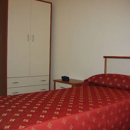 Royals Gate Rodi Garganico