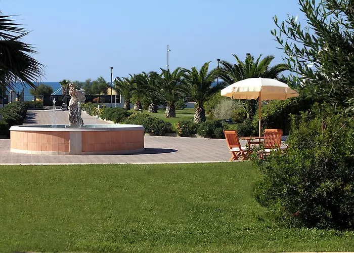 Royals Gate رودي غارغانيكو